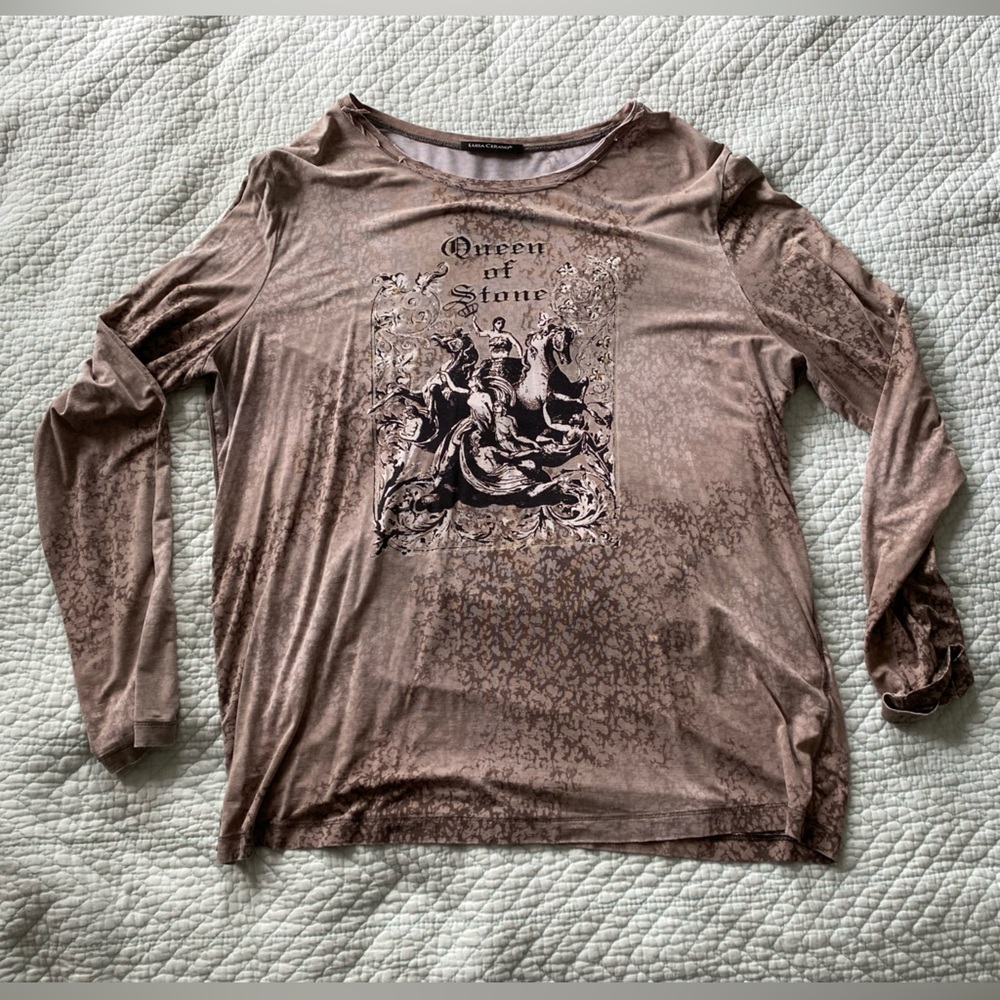 « Queens of Stone » Y2K graphic long sleeve shirt